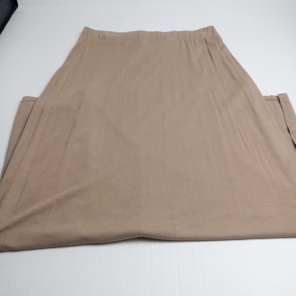 🌹3/$10.00🌹  Rue 21 Women's Maxi Skirt Size Large